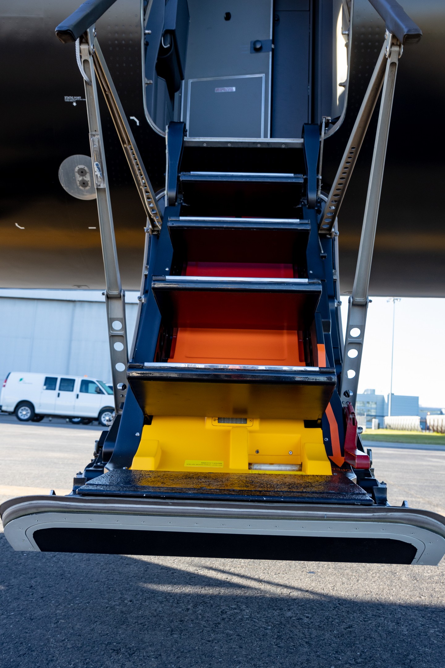 Embraer Regional ERJ Aircraft Paint Job Livery black C&L Aero