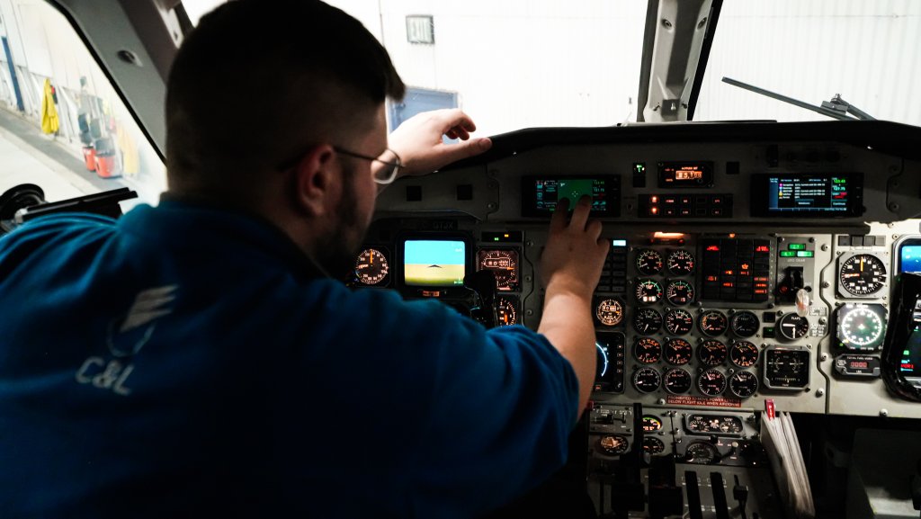 Why Upgrade Your Flight Deck Avionics