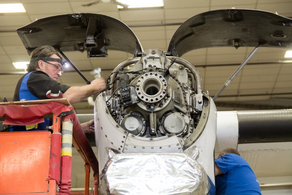 Aircraft Teardown: Dismantling an ATR engine 